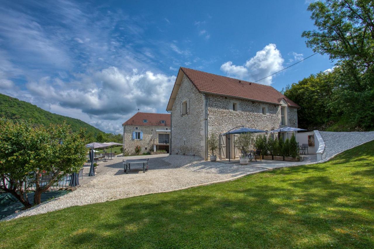 Domaine Des Pierres Blanches - Chambres D'Hotes Carlux Exterior photo